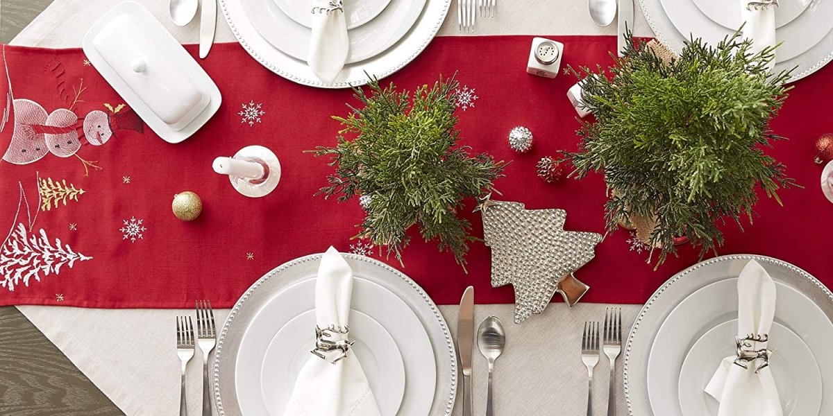 Christmas Holiday Embroidered Placemats, 13 x 19" Set of 4 - Any Linen