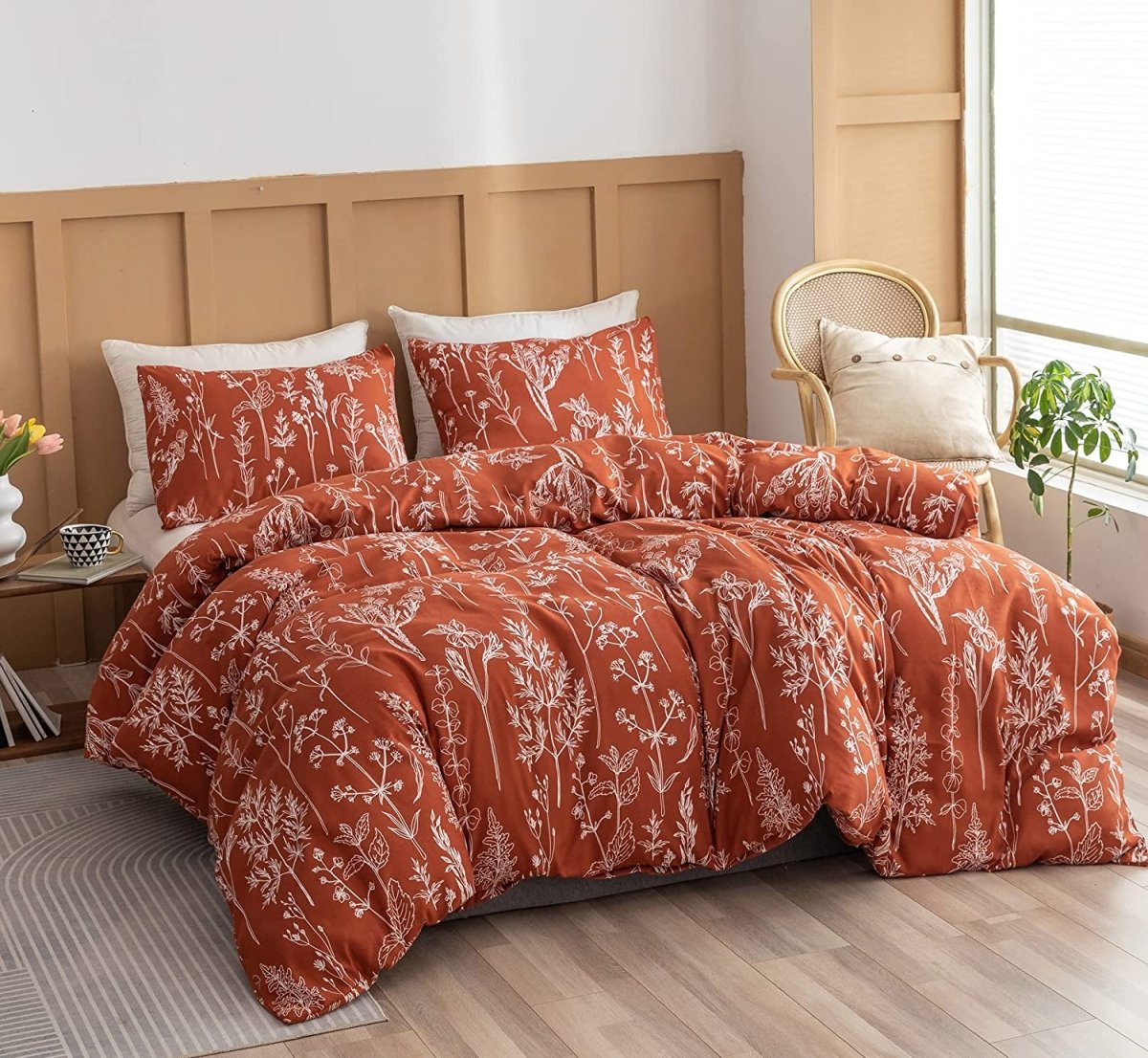 Enchanting Blooms: Luxuriously Soft 3 - Piece Floral Comforter Bedding Set - Any Linen