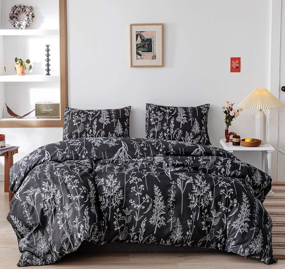 Enchanting Blooms: Luxuriously Soft 3 - Piece Floral Comforter Bedding Set - Any Linen