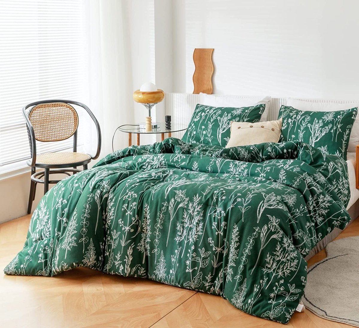 Enchanting Blooms: Luxuriously Soft 3 - Piece Floral Comforter Bedding Set - Any Linen