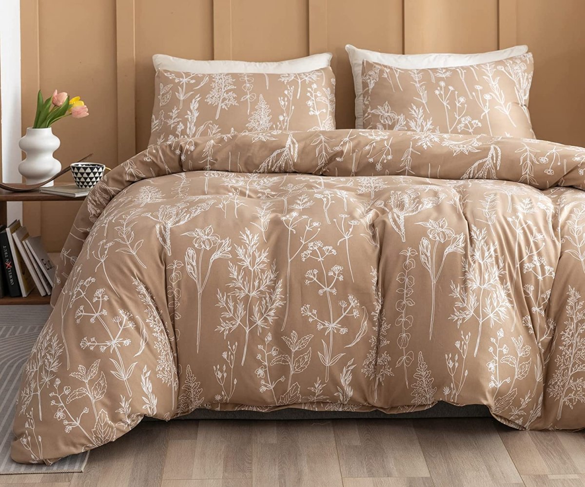 Enchanting Blooms: Luxuriously Soft 3 - Piece Floral Comforter Bedding Set - Any Linen